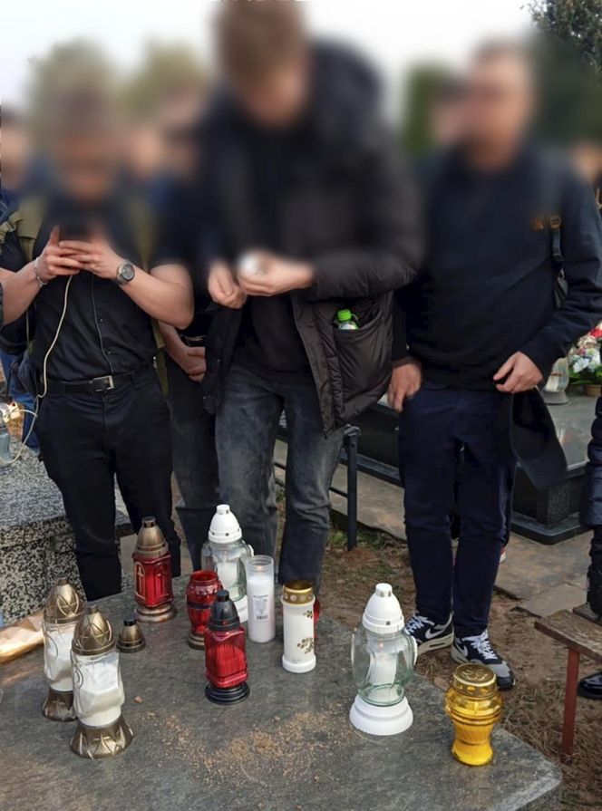 Pogrzeb Krzysztofa Kononowicza w Białymstoku. Fani pożegnali legendę internetu