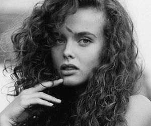 Izabella Scorupco wiodła życie jak z bajki. Nagle wszystko się rozpadło! Teraz ma 55 lat i trzeciego męża