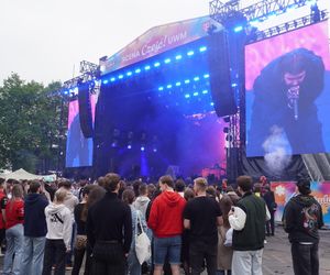 Kortowiada 2025. Koncerty na Plaży Kortowskiej przyciągnęły tłumy. Tak wyglądał drugi dzień imprezy!