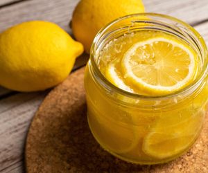 Syrop z cytryny w słoiku – idealny do herbaty i na przeziębienie