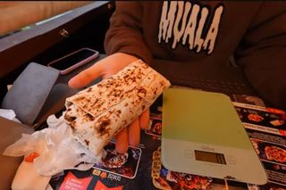 Książulo w ogniu krytyki. Kolejny lokal uderza w influencera