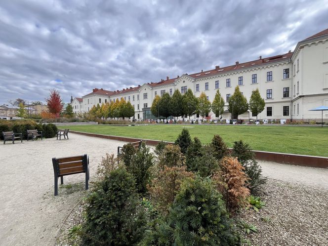 Park im. Wisławy Szymborskiej w Krakowie