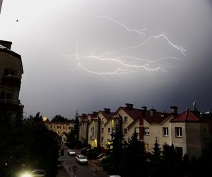 Burze znów uderzą w Polsce! Nadchodzi kolejny pogodowy armagedon?! Tutaj  będzie najgorzej  