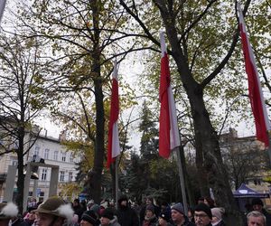  Uroczystości pod pomnikiem Józefa Piłsudskiego w Rzeszowie 