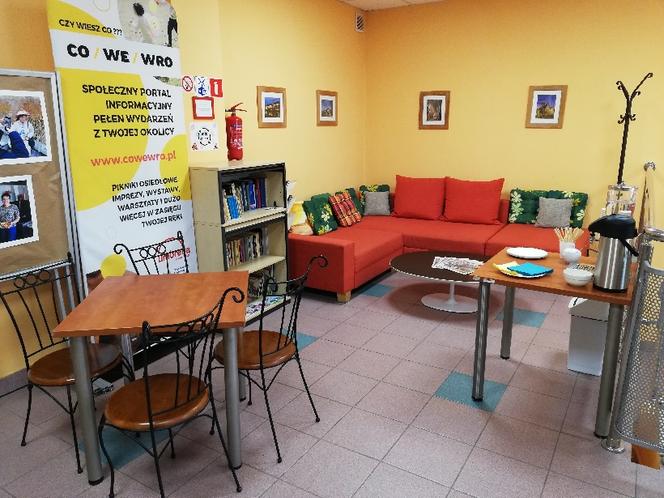 Marzniesz w mieszkaniu? Tutaj możesz spędzić czas   