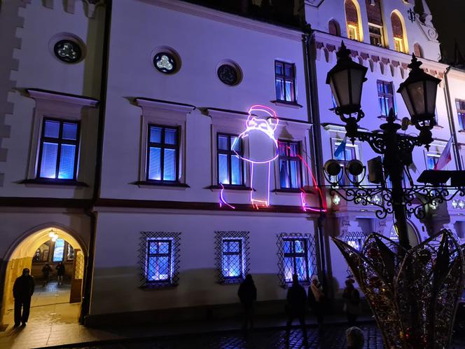 Rzeszów. Pokaz laserowy na Rynku [ZDJĘCIA]