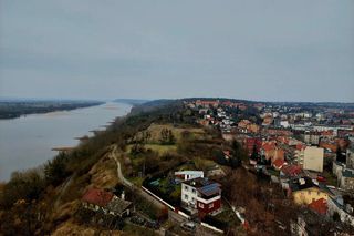 Kierunek: Grudziądz. Kuszą tężnia w szklanej piramidzie i unikatowe spichrze nad Wisłą. A w czerwcu Festiwal Fado!