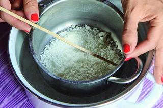 Dekoracyjna świeca w kubku – instrukcja wykonania (3)