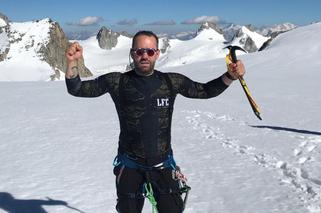 Bogusław Leśnodorski pomaga Jędrkowi Bargielowi zjechać na nartach z K2 [ZDJĘCIA]