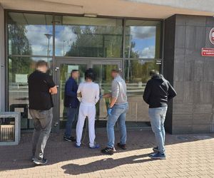 Zabójstwo 87-latki w Dąbrowie Górniczej. Zatrzymano krewnego. Miał przy sobie jej rzeczy
