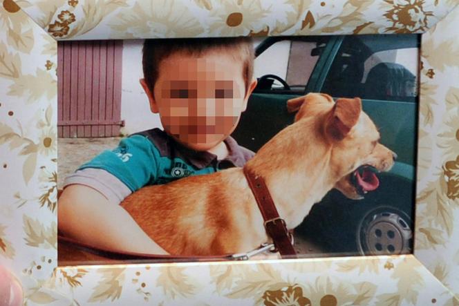 Szymuś utonął w studzience kanalizacyjnej. Winnych nie ma. Ojciec we łzach: Nikt nie odpowiada za śmierć mojego dziecka