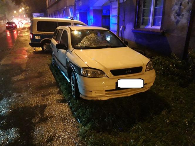Mistrzowie parkowania w Katowicach zatrzymują się wszędzie