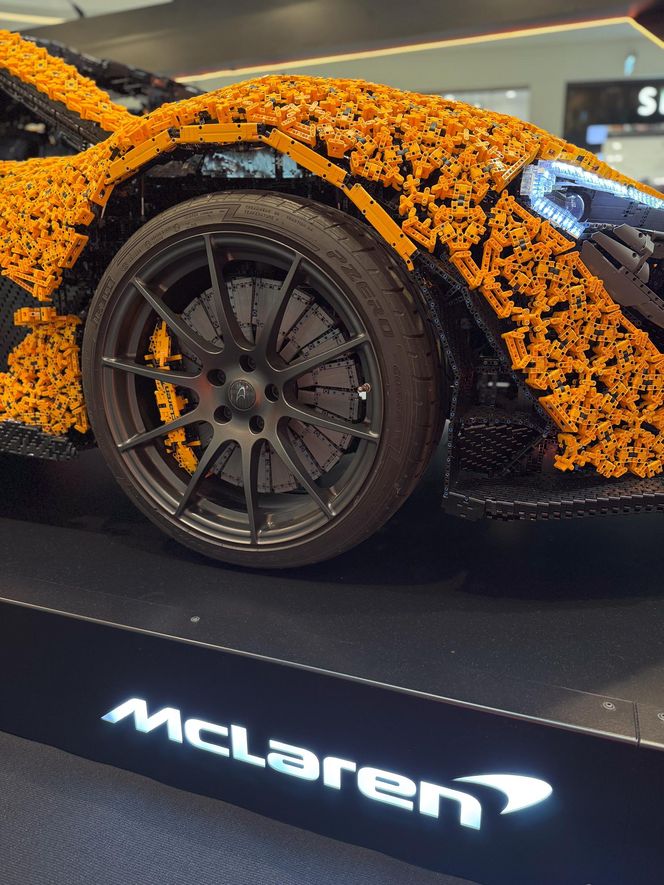 McLaren P1 z klocków Lego