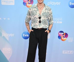 Krzan pokazała majtki, a Krupińska wyglądała jak syrenka. Tłum gwiazd na Top of the Top Sopot Festival 2025