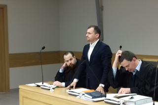 Kraków: Miał wyłudzić ponad 14 milionów złotych z PFRON-u. Marcin Dubieniecki twierdzi, że jest niewinny [AUDIO]