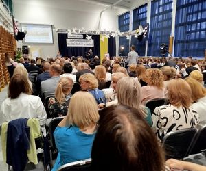 Jubileusz 40-lecia połączony był ze świętem szkoły, ponieważ obchodzi ona również 28. rocznicę nadania imienia.