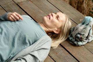 Małgorzata Foremniak jako trup w serialu Krew