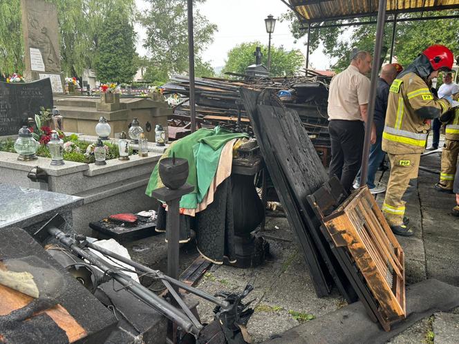 Pożar kościoła na Helenie w Nowym Sączu 