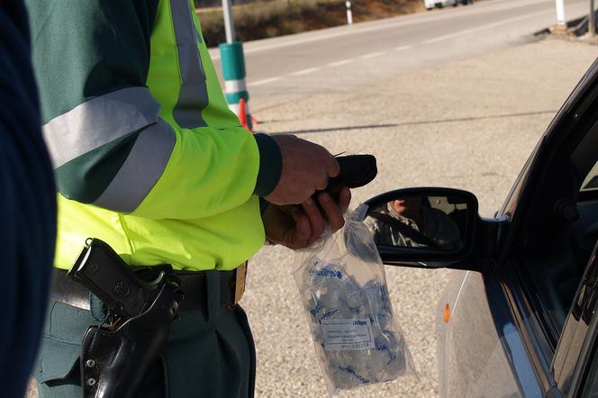 Będą zmiany w sposobie kontroli kierowców na drogach. Możesz czekać nawet 15 minut