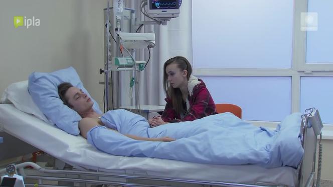 Pierwsza miłość odc. 2214. Krystian (Patryk Pniewski), Melka (Ewa Jakubowicz)