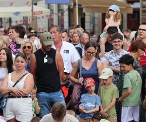 Tłumy na Carnavalu Sztukmistrzów 2025 w Lublinie - dzień trzeci 