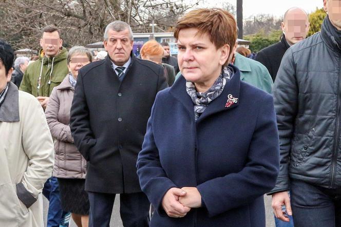 Beata Szydło z mężem na mszy