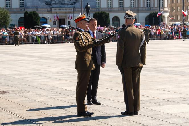 Obchody Święta Wojska Polskiego na pl. Piłsudskiego