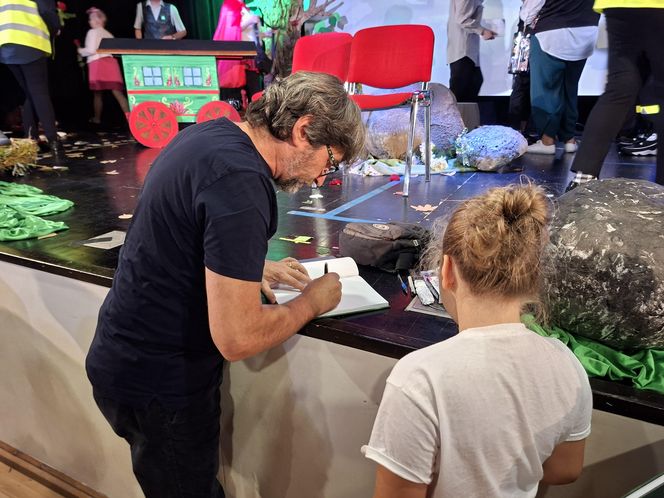 Piotr Rychel, autor książki Kot w jednym bucie, ilustrator książek