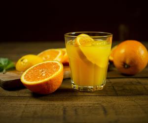 Lubisz sok pomarańczowy? Wkrótce może stać się towarem luksusowym