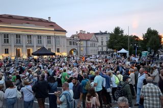 Największe przeboje z lat 70. i 80. rozbrzmiały w Kaliszu. Za nami Święto Rzeki Prosny