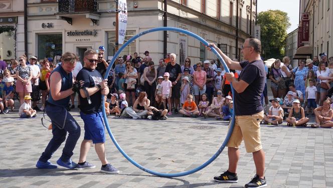 Takie „cyrki” to tylko w Lublinie! Trwa Carnaval Sztumistrzów. ZDJĘCIA z trzeciego dnia cyrkowego święta