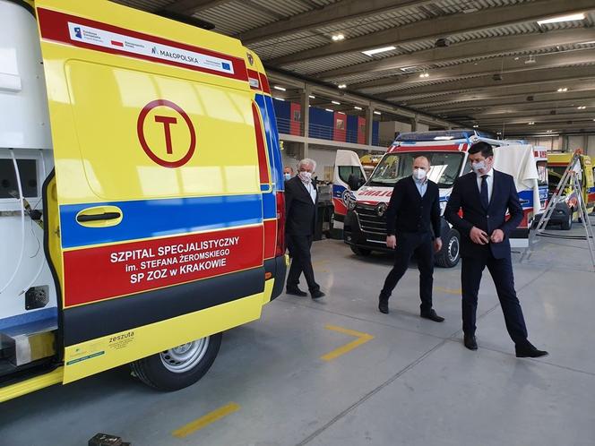 50 nowych karetek trafi do Małopolski
