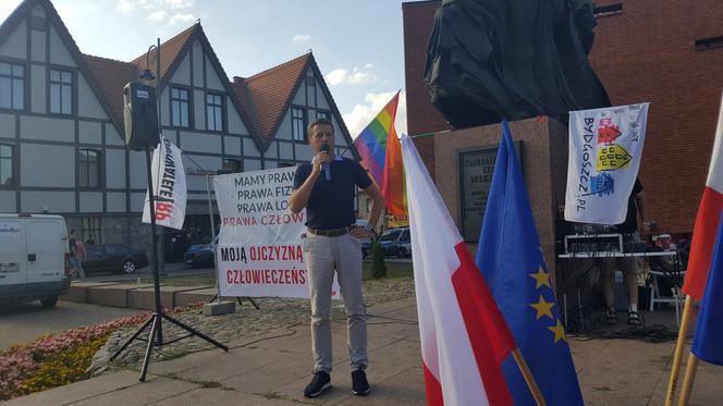 Bydgoszcz solidarna z Białymstokiem. - Każdy ma prawo do miłości i szacunku! [ZDJĘCIA] 