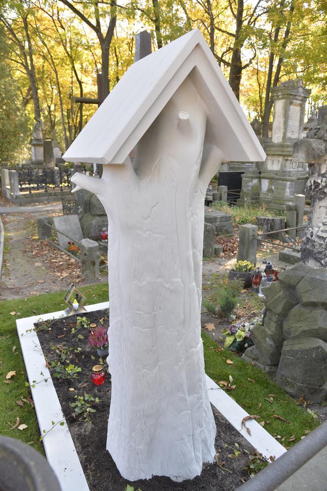 Nowy grób Andrzeja Kopiczyńskiego
