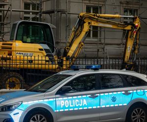 Wrocław. Ewakuacja 600 mieszkańców miasta. Przy ul. Januszowickiej odnaleziono niewybuch [ZDJĘCIA].