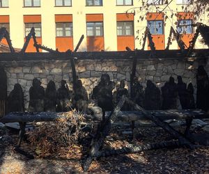 Bestialski akt wandalizmu w Lublinie. Podpalili rzeźbę „Ostatniej Wieczerzy”. Straty na 70 tys. złotych