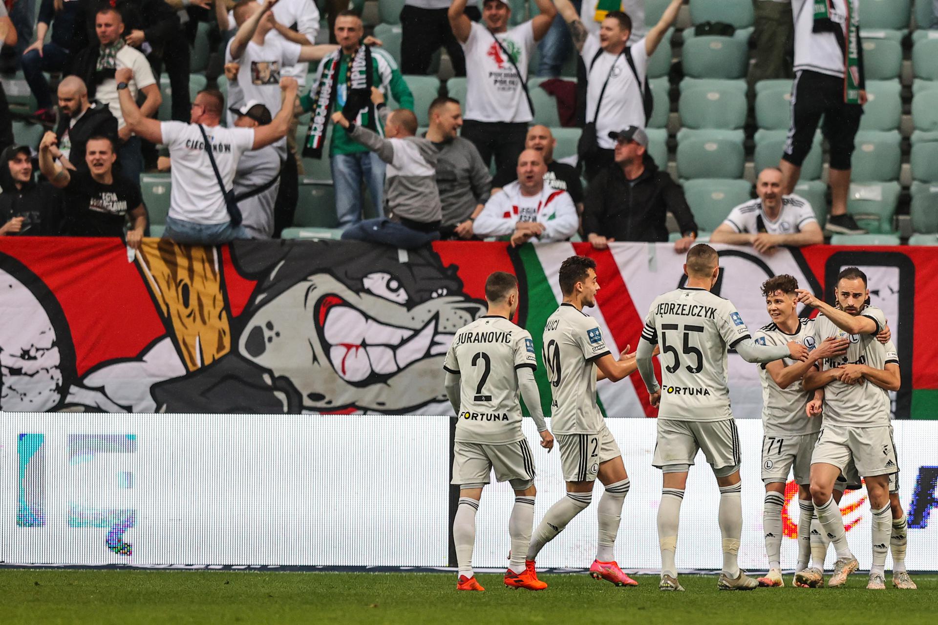 Walka O Zwyciestwo Do Konca Ale Udana Legia Rozpoczela Marsz W Europejskich Pucharach Super Express