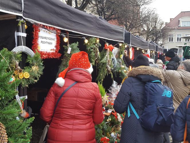 Ekstremalne Mikołajki z NGO w Lesznie przyciagnęły tłumy mieszkańców