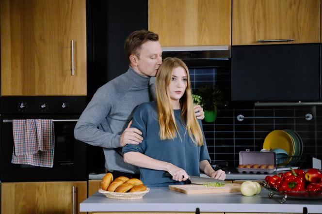 Na Wspólnej odc. 3432. Elżbieta (Paulina Chapko), Igor (Jakub Wesołowski) 