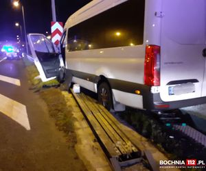 Wypadek busa na A4 w Kłaju