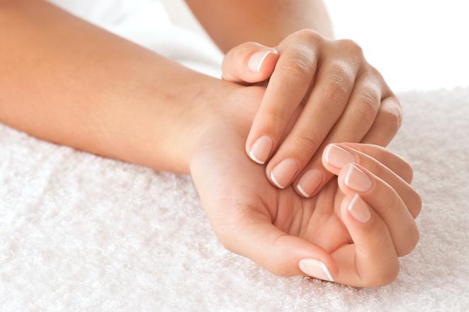 Manicure biologiczny - najlepszy na poród i dla zabieganych mam