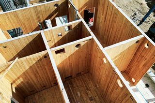 Drewniany biurowiec w Wielu