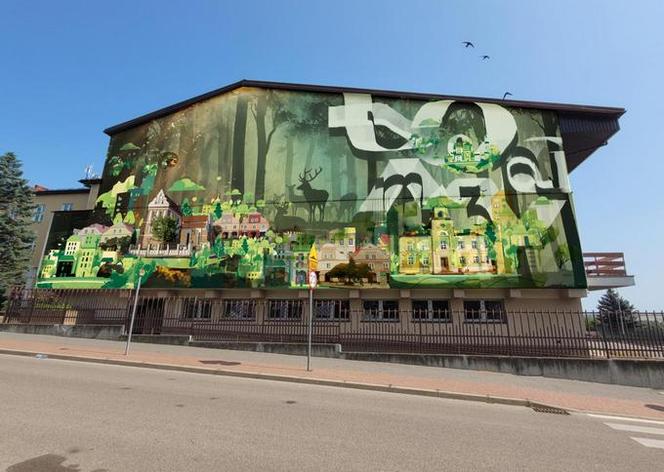 Który mural ma się pojawić na budynku III LO w Łomży? 