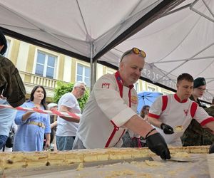 Rzeszów Najdłuższa Kremówka w Polsce