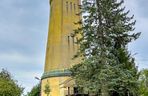 Nietypowe miasto w woj. warmińsko-mazurskim. Mieszka w nim mniej osób niż na wielu wsiach