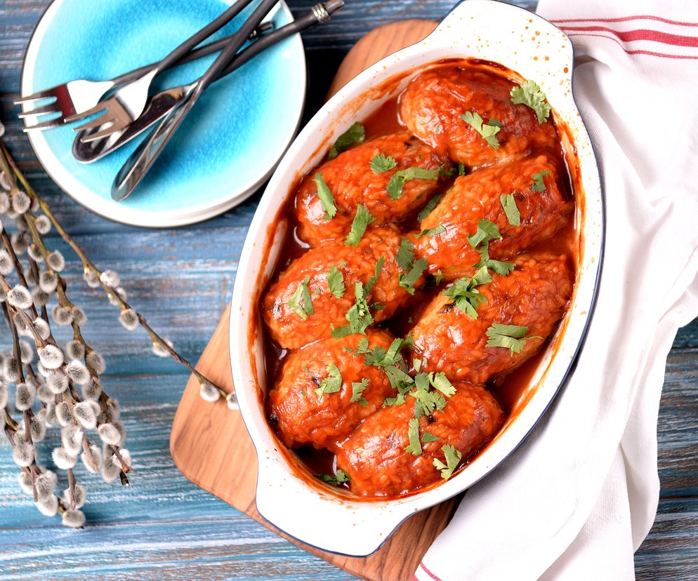 Oszukane zrazy: zrazy z mięsa mielonego w pomidorowym sosie