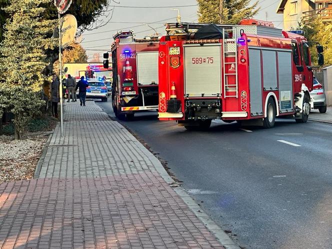 Nieoznakowany radiowóz potrącił 20-latka na hulajnodze. Na miejscu lądował śmigłowiec