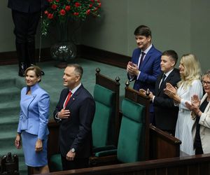 Marta Nawrocka cała na niebiesko zachwyciła w Sejmie  