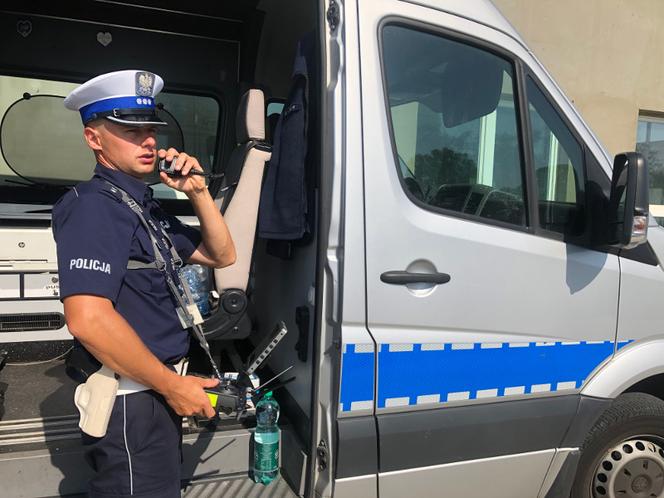 "Pierwszy raz" policyjnego drona nad rawickimi drogami