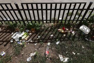 Sralnik na Pradze powrócił. W centrum dzielnicy znów jest smród i pełno śmieci 